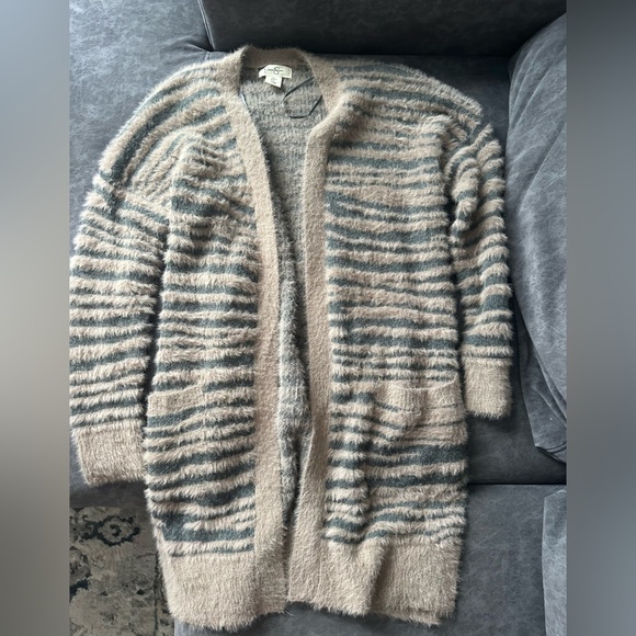 Jessica Simpson Striped Fuzzy Cardigan M NWOT - Picture 4 of 5